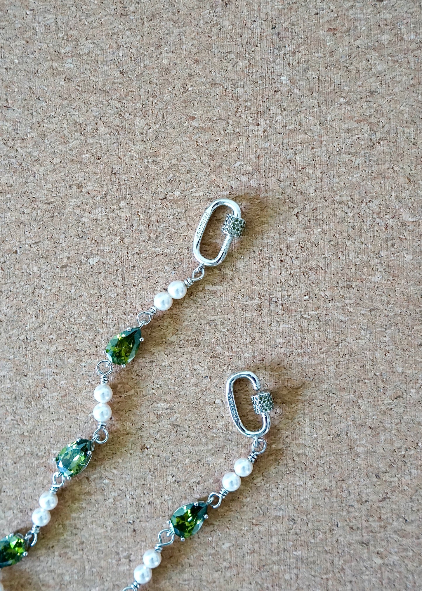 leaf pearl wristlet